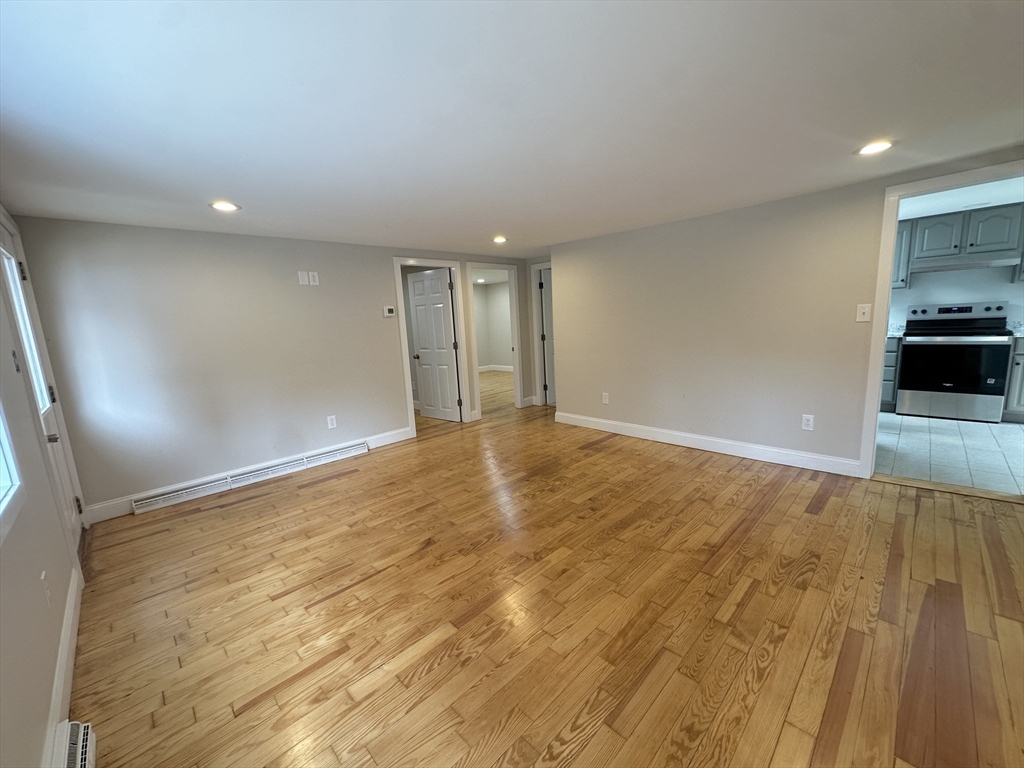 33 Park Dr