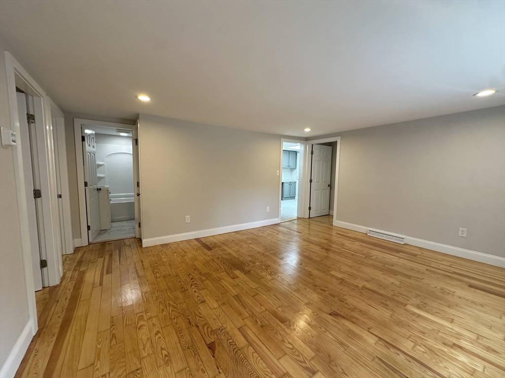 33 Park Dr