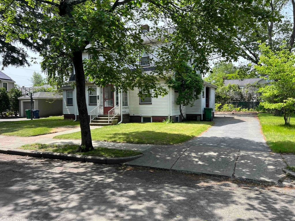 25 Kenyon St