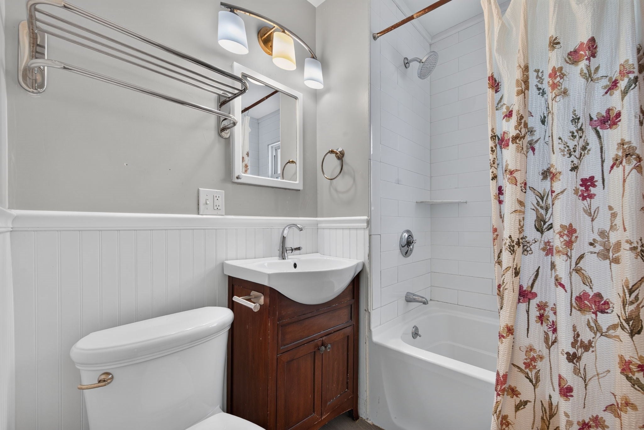 141-143 Stetson Ave #1, Swampscott, MA Photo #23