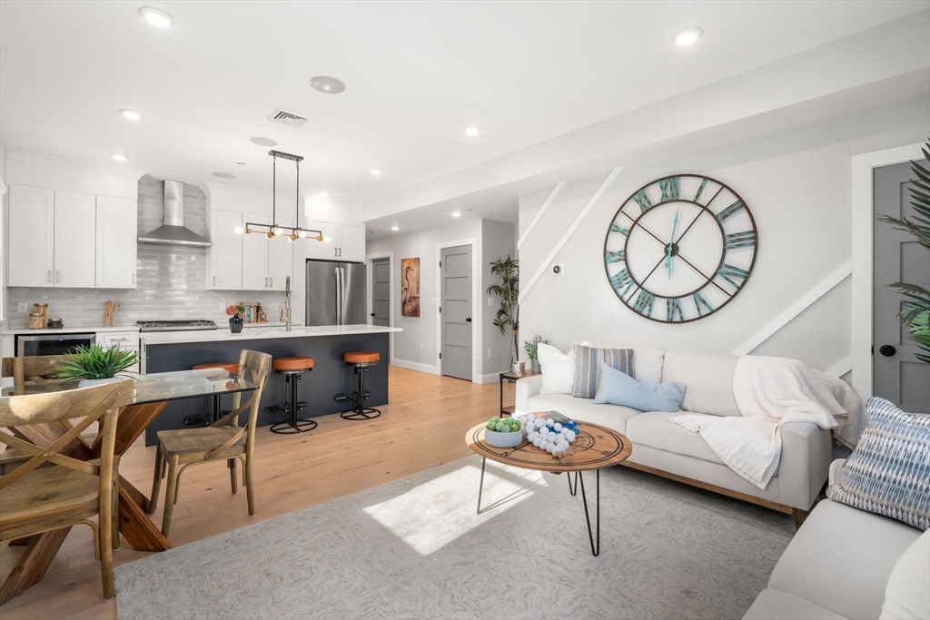 375 Hyde Park Avenue 3