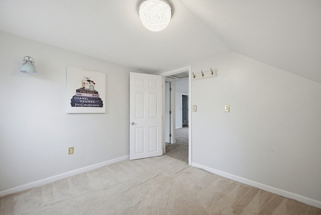 14 Broad St, North Attleboro, MA Photo #34