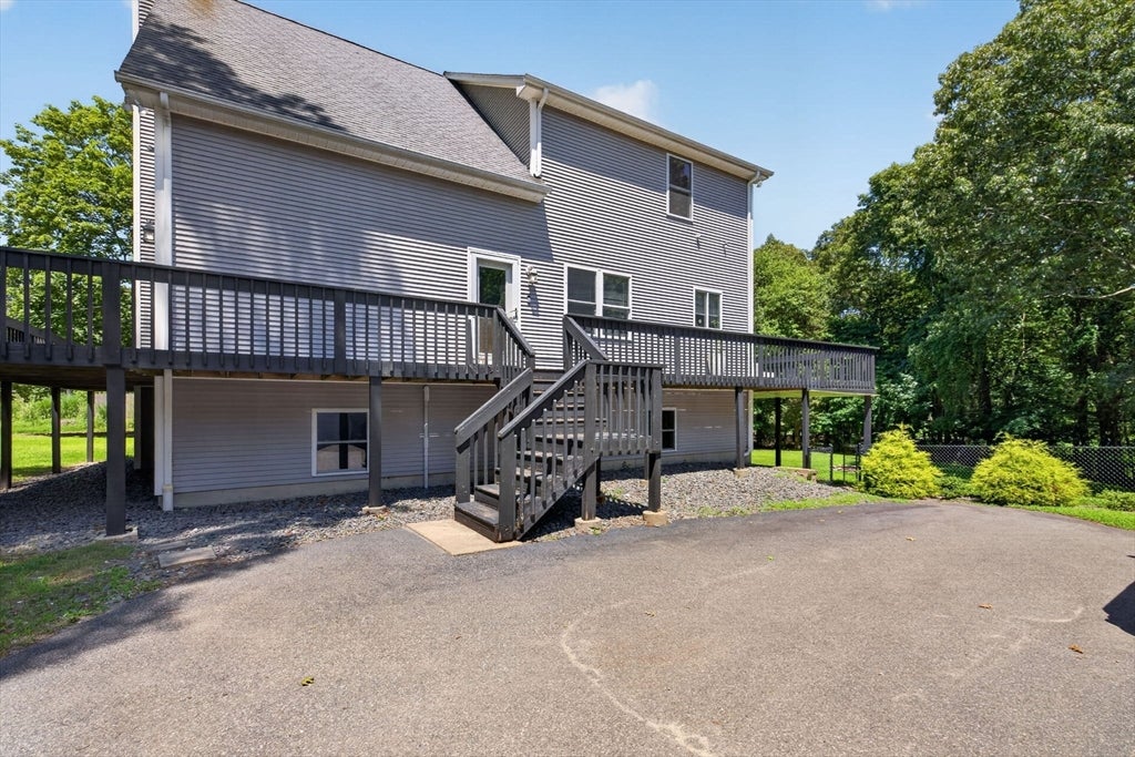 9 Broadview Ave