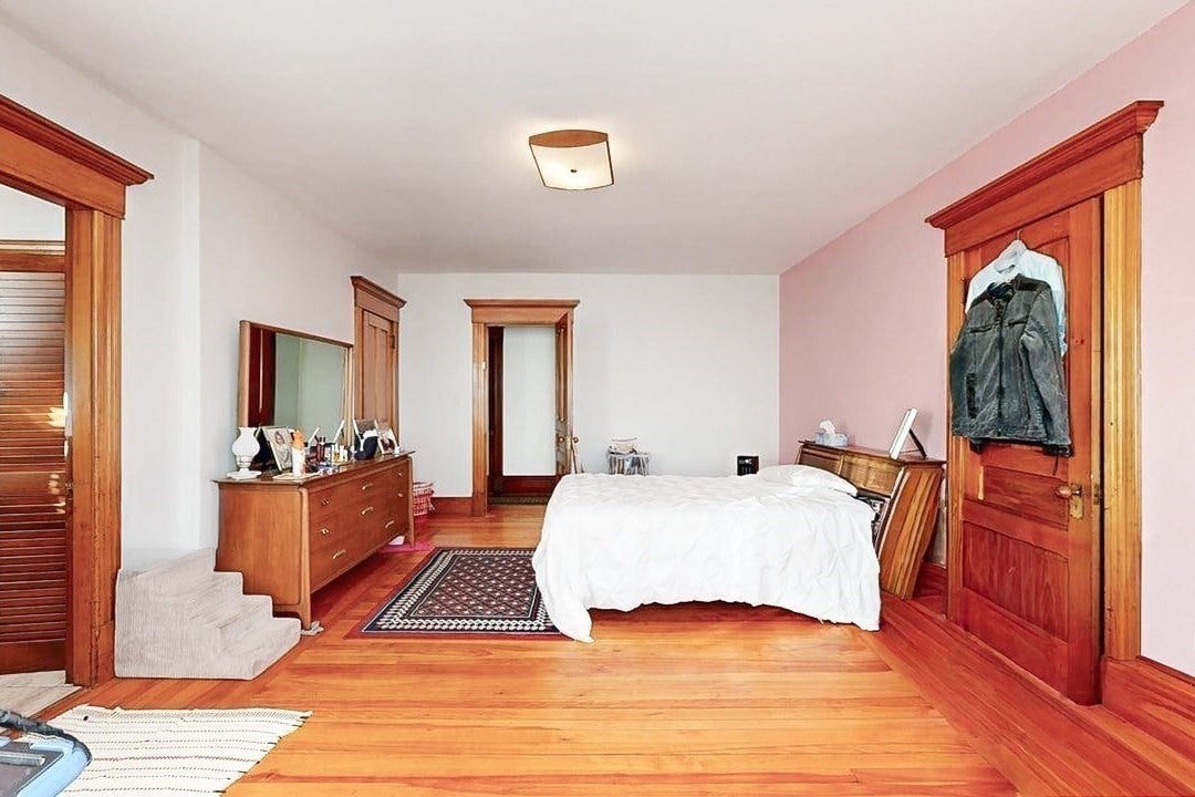 38 Burncoat St, Worcester, MA, 38 Burncoat St, Worcester, MA Photo #24