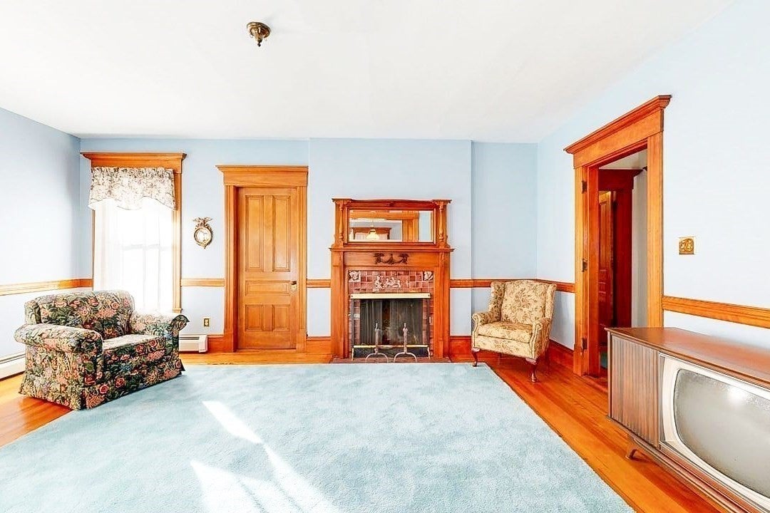 38 Burncoat St, Worcester, MA, 38 Burncoat St, Worcester, MA Photo #18