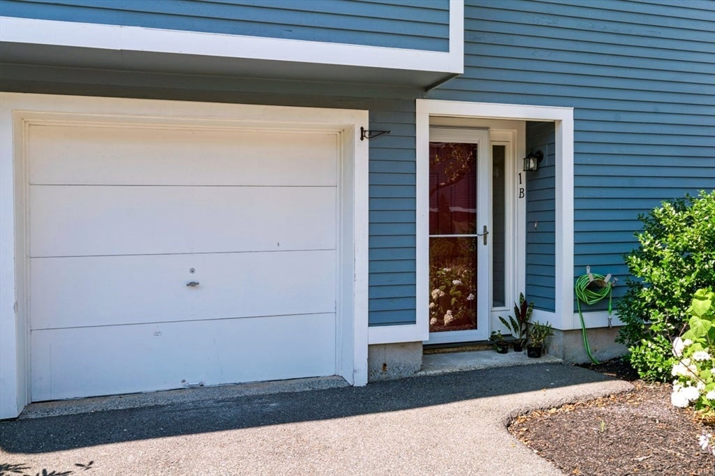 1B Fletcher Way 128A-B, Salem, MA Photo #5