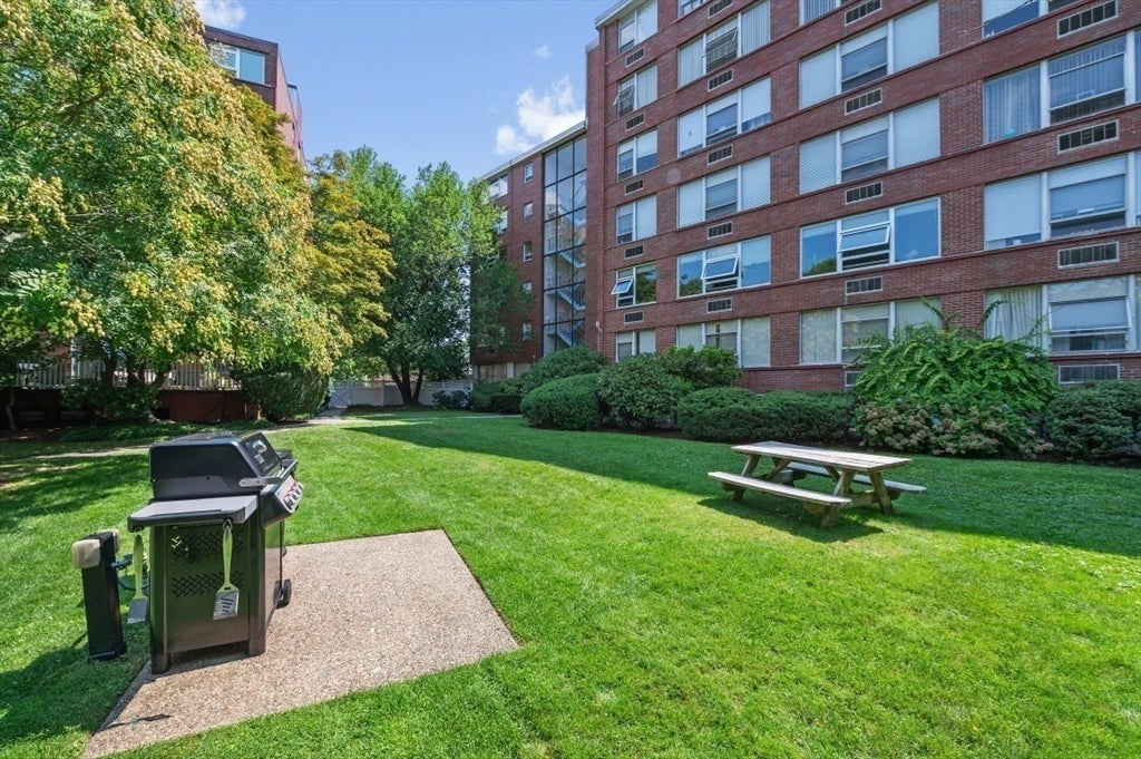 10 Hammond Pond Parkway #607, Newton, MA, 10 Hammond Pond Parkway #607, Newton, MA Photo #28