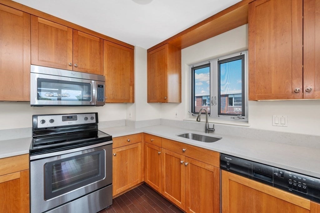 10 Hammond Pond Parkway #607, Newton, MA, 10 Hammond Pond Parkway #607, Newton, MA Photo #11