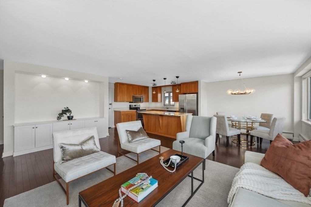 10 Hammond Pond Parkway #607, Newton, MA, 10 Hammond Pond Parkway #607, Newton, MA Photo #7