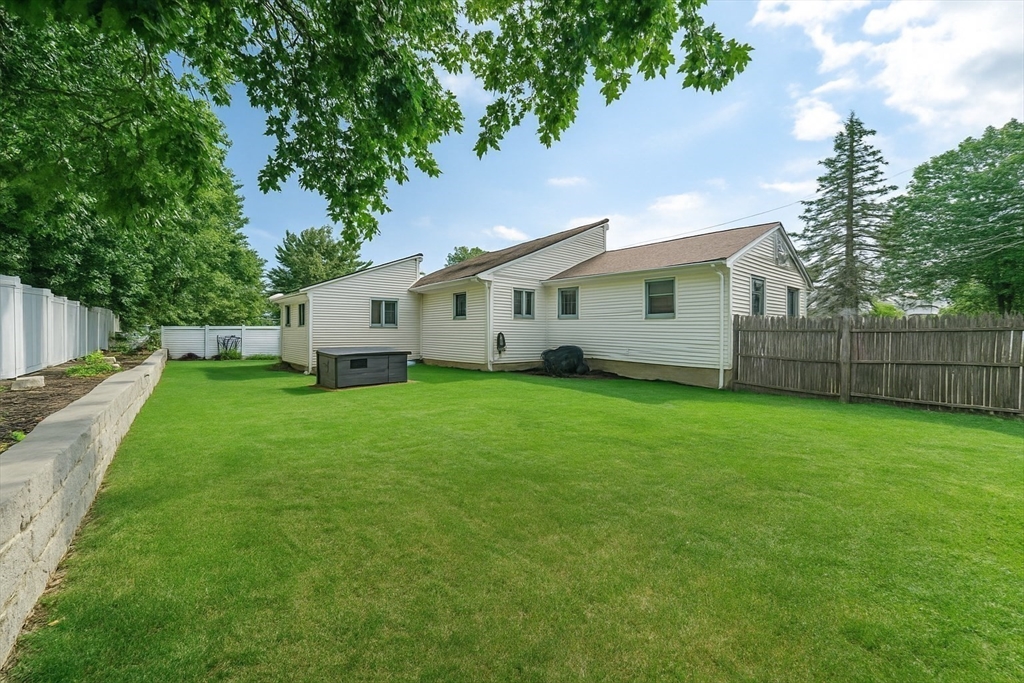 36 Huggins Rd