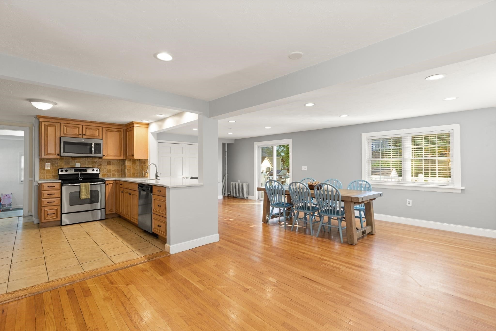6 Longworth Rd, Worcester, MA Photo #14