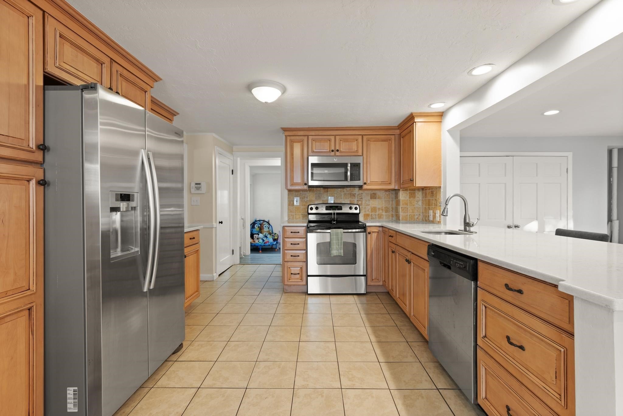 6 Longworth Rd, Worcester, MA Photo #18