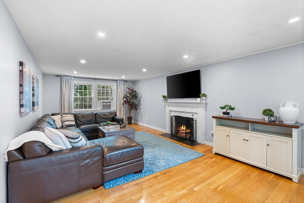 59 Jodie Rd