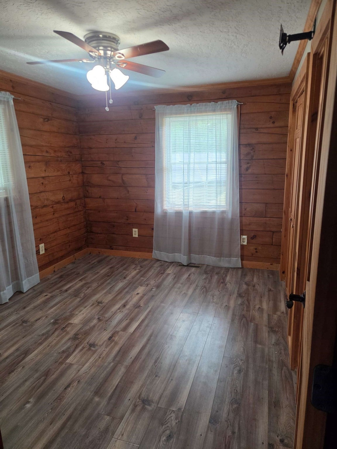 307 Chicopee St, Granby, MA Photo #23