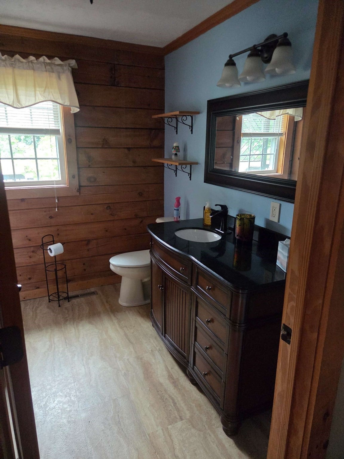 307 Chicopee St, Granby, MA Photo #20