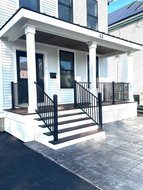 43 Chickatawbut St 1 Boston MA 02122