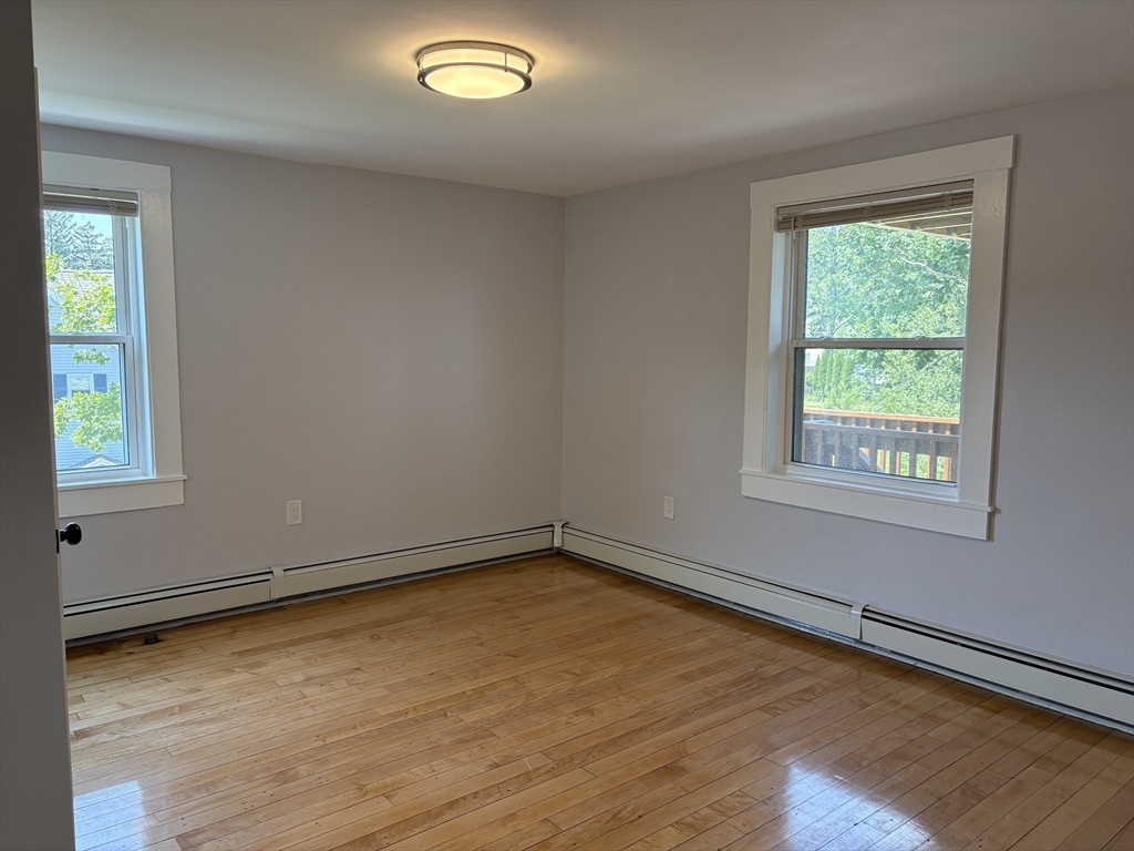 129 Friend St