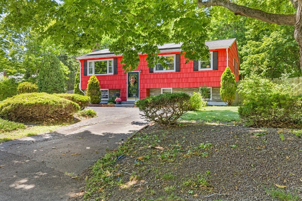 85 Malley Ave