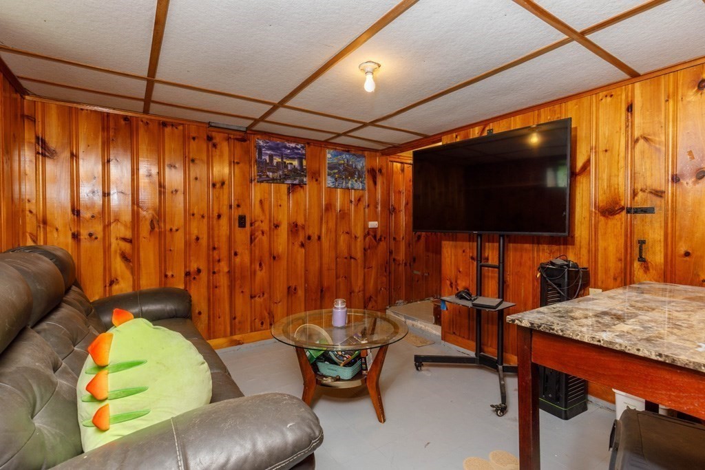 314 Albee Street, Fitchburg, MA Photo #10