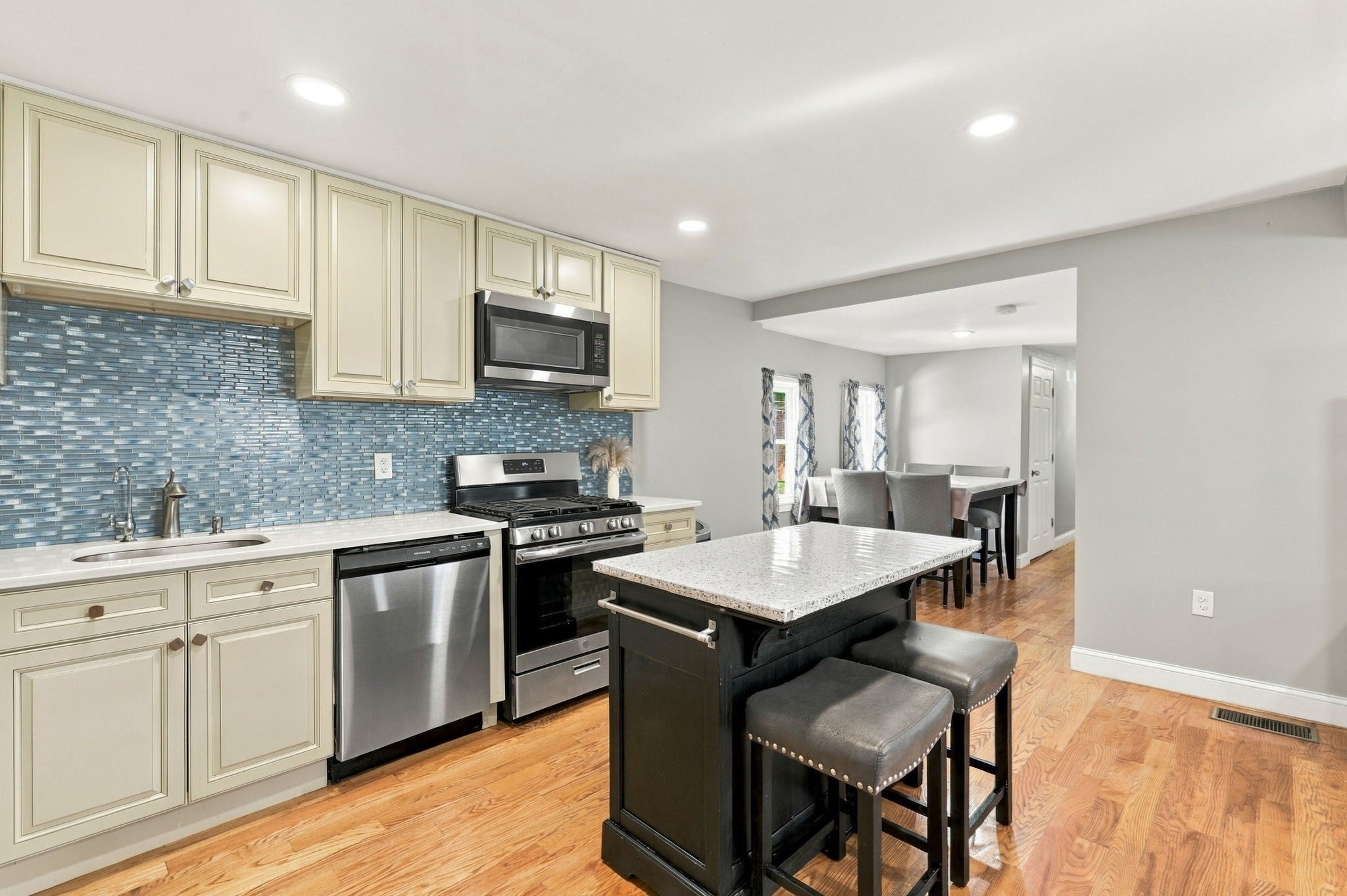 24 Lummus Ct, Lynn, MA, 24 Lummus Ct, Lynn, MA Photo #10