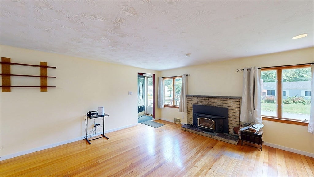 118 Spruce Rd, Norwood, MA, 118 Spruce Rd, Norwood, MA Photo #8