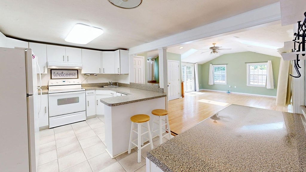 118 Spruce Rd, Norwood, MA, 118 Spruce Rd, Norwood, MA Photo #19