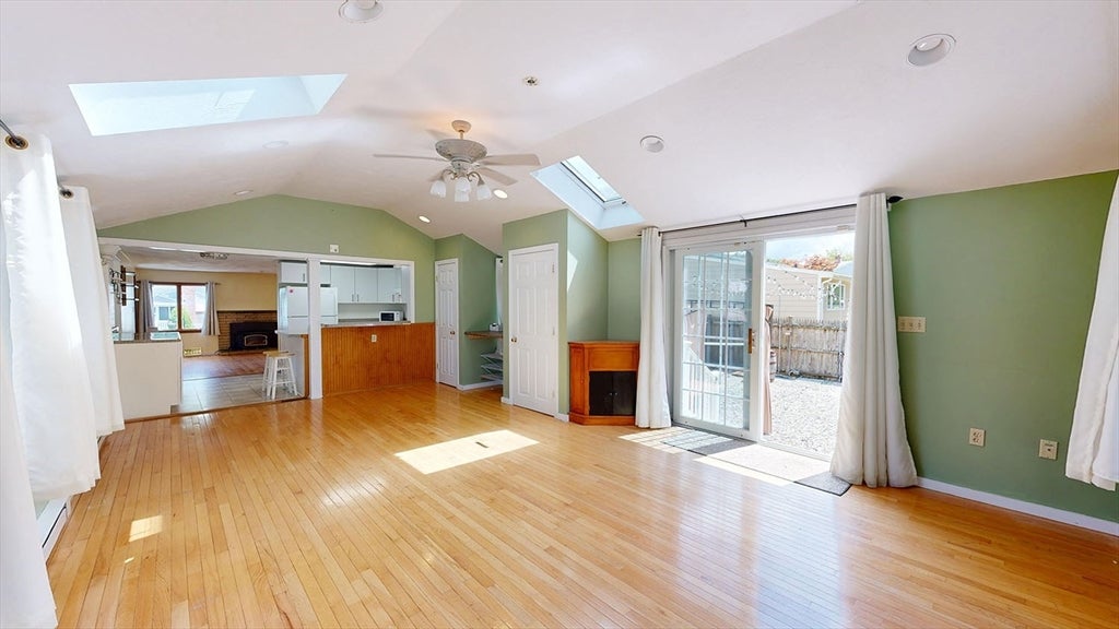 118 Spruce Rd, Norwood, MA, 118 Spruce Rd, Norwood, MA Photo #22