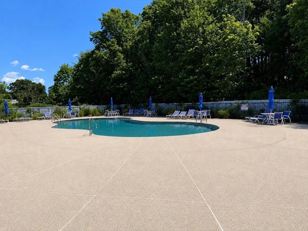 6 Bayberry Drive 1