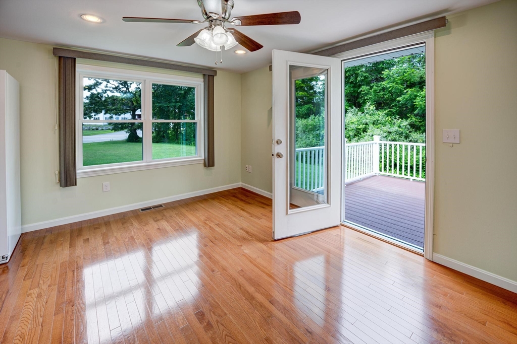 4 Mill Rd, Chelmsford, MA Photo #21
