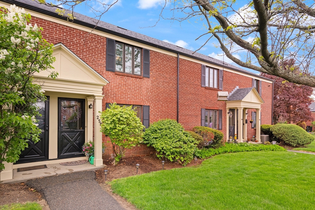 258 Lexington St #258, Watertown, MA Photo #1