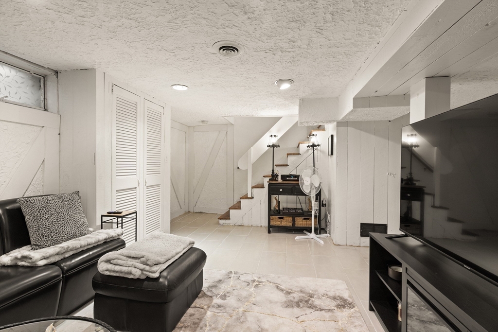 258 Lexington St #258, Watertown, MA Photo #16