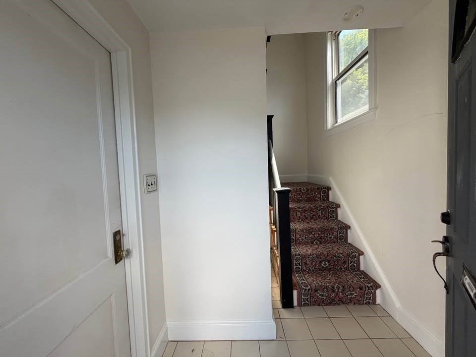 36 Barstow St #1, Salem, MA Photo #3