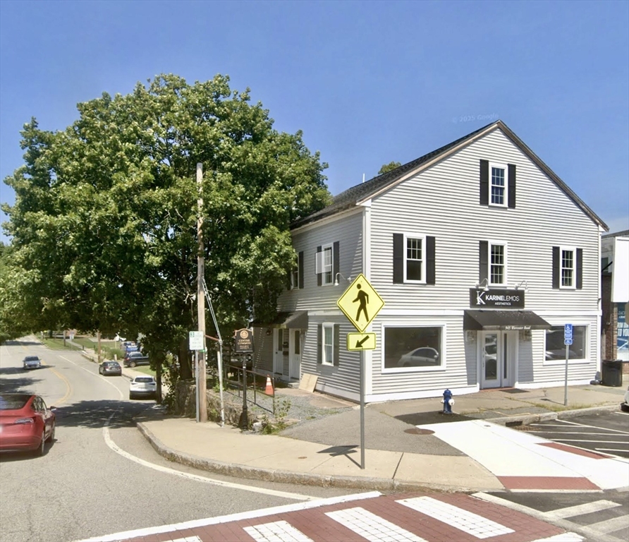 Click for 1 Vernon St #1, Framingham, MA slideshow Click for 1 Vernon St #1, Framingham, MA slideshow