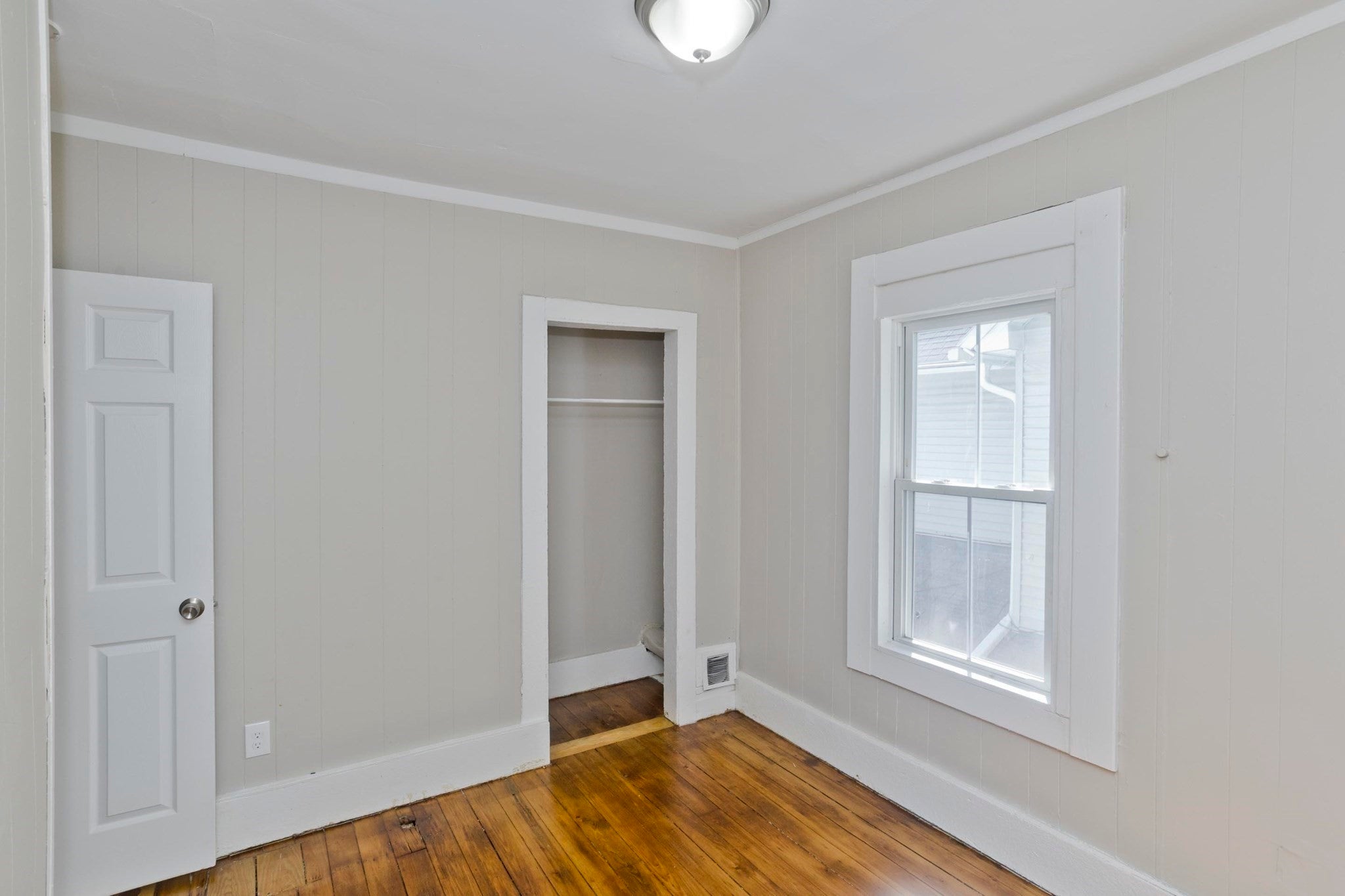 30 Hawthorne St, Springfield, MA Photo #14