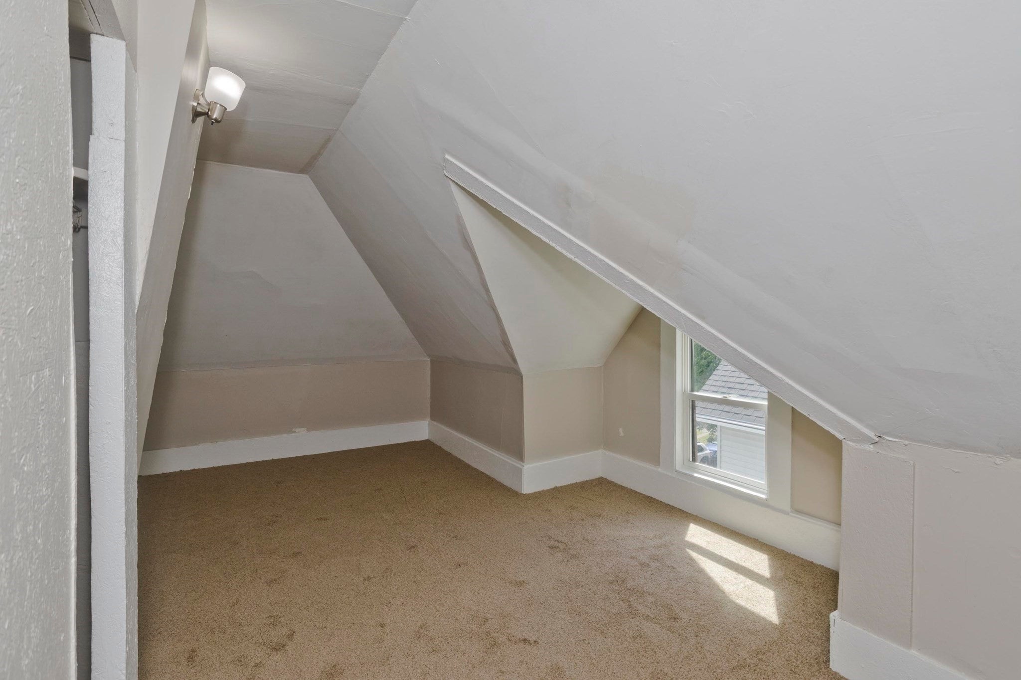 30 Hawthorne St, Springfield, MA Photo #23