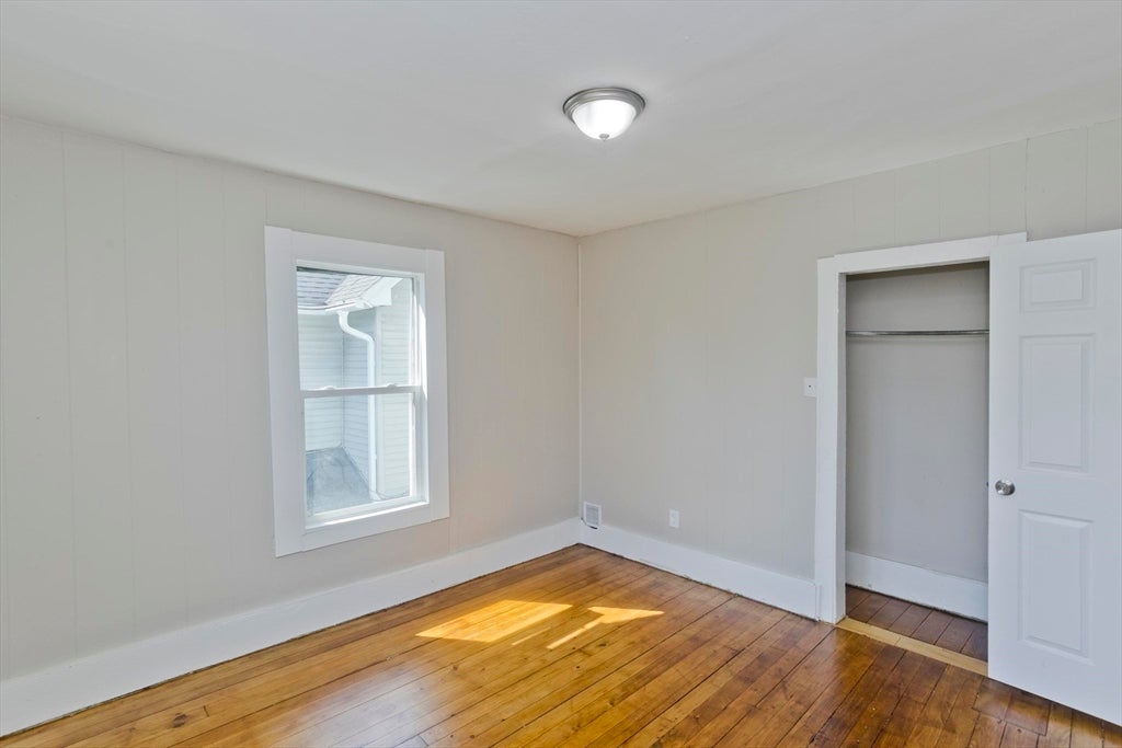 30 Hawthorne St, Springfield, MA, 30 Hawthorne St, Springfield, MA Photo #10