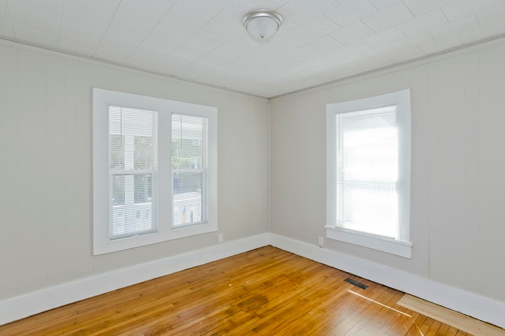 30 Hawthorne St, Springfield, MA, 30 Hawthorne St, Springfield, MA Photo #20
