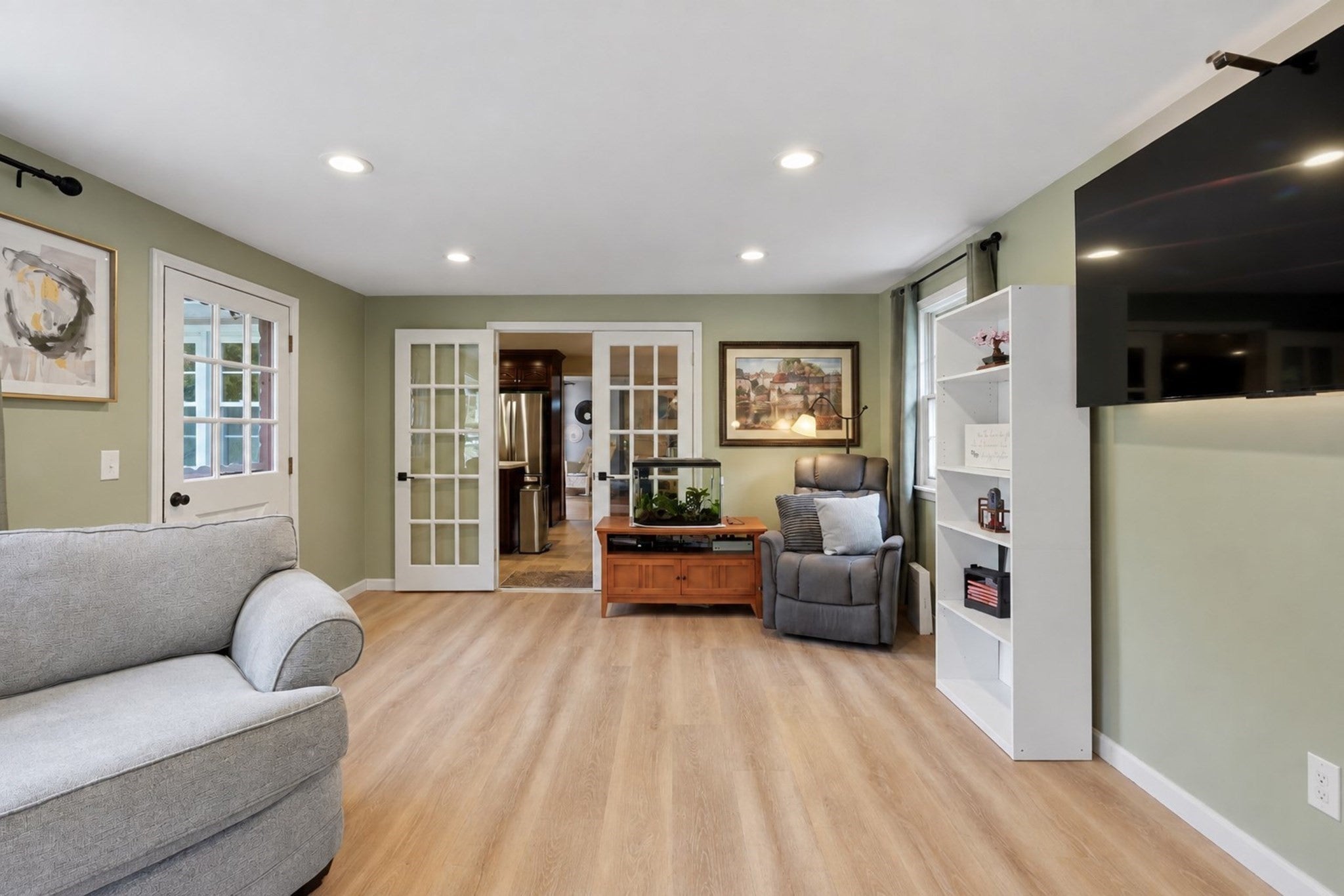 107 Cedar St, Sturbridge, MA, 107 Cedar St, Sturbridge, MA Photo #10