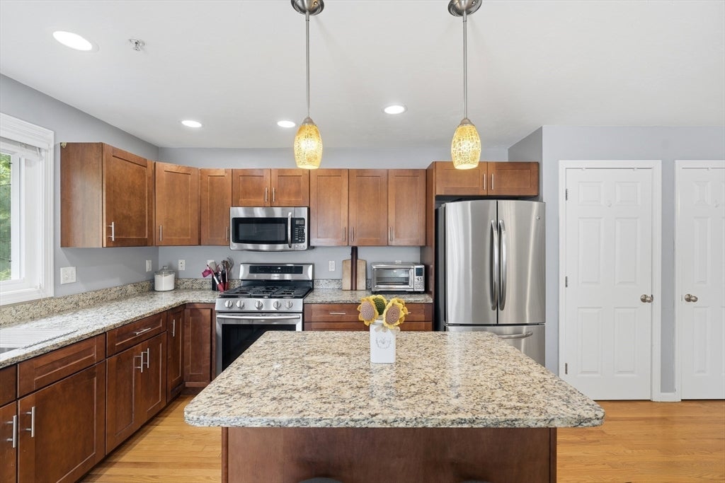 23 Governors Way #D, Milford, MA Photo #9