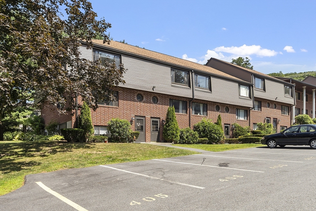 406 Farrwood Drive 406