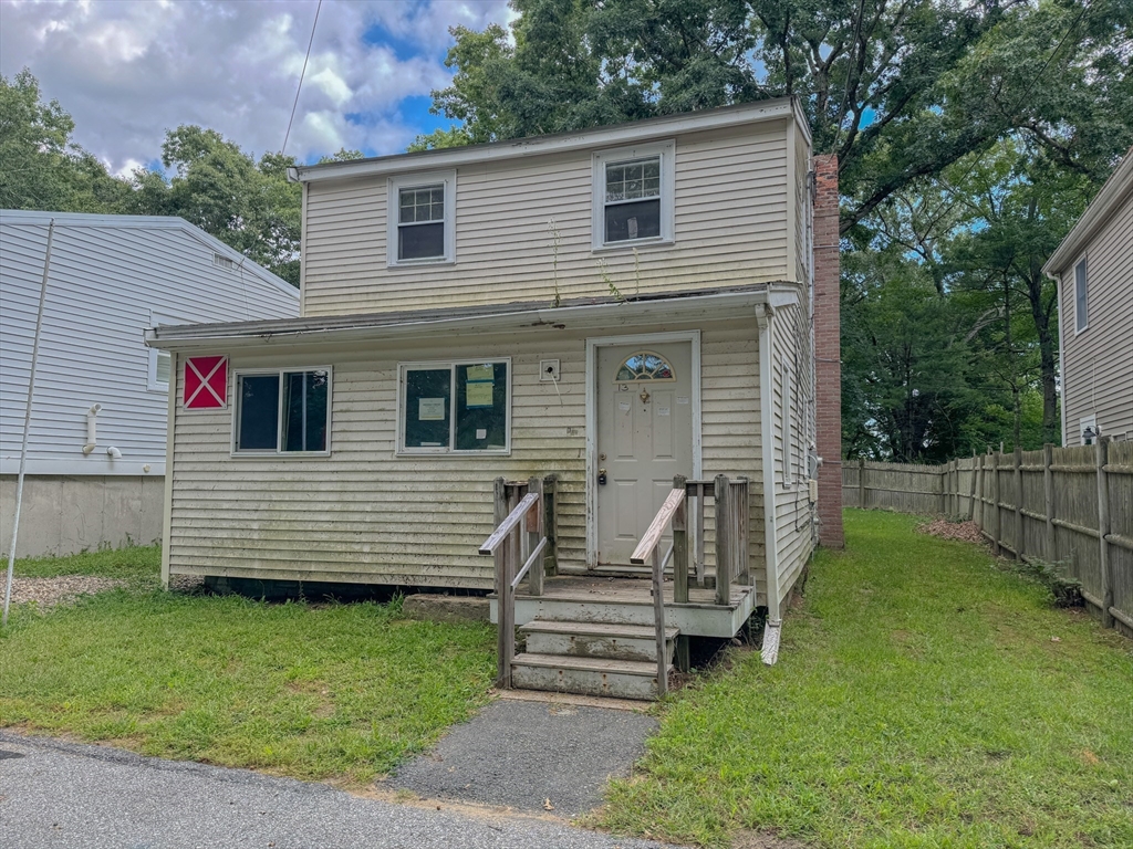 View North Reading, MA 01864 house