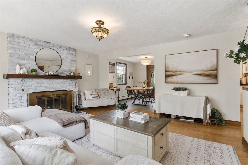 50 Neponset Ave