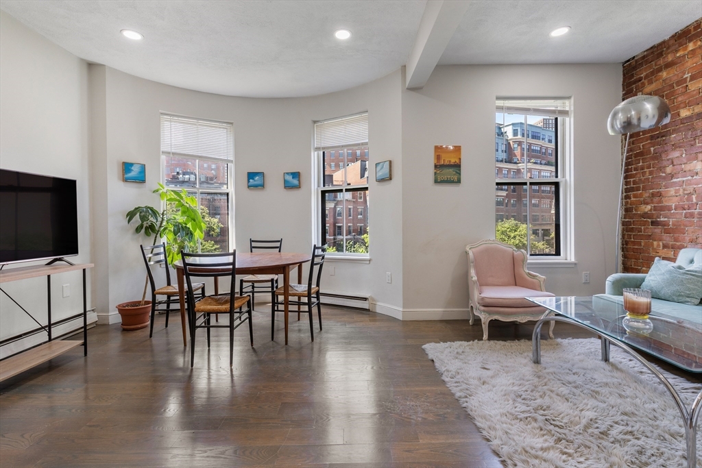 142 Chandler Street 4