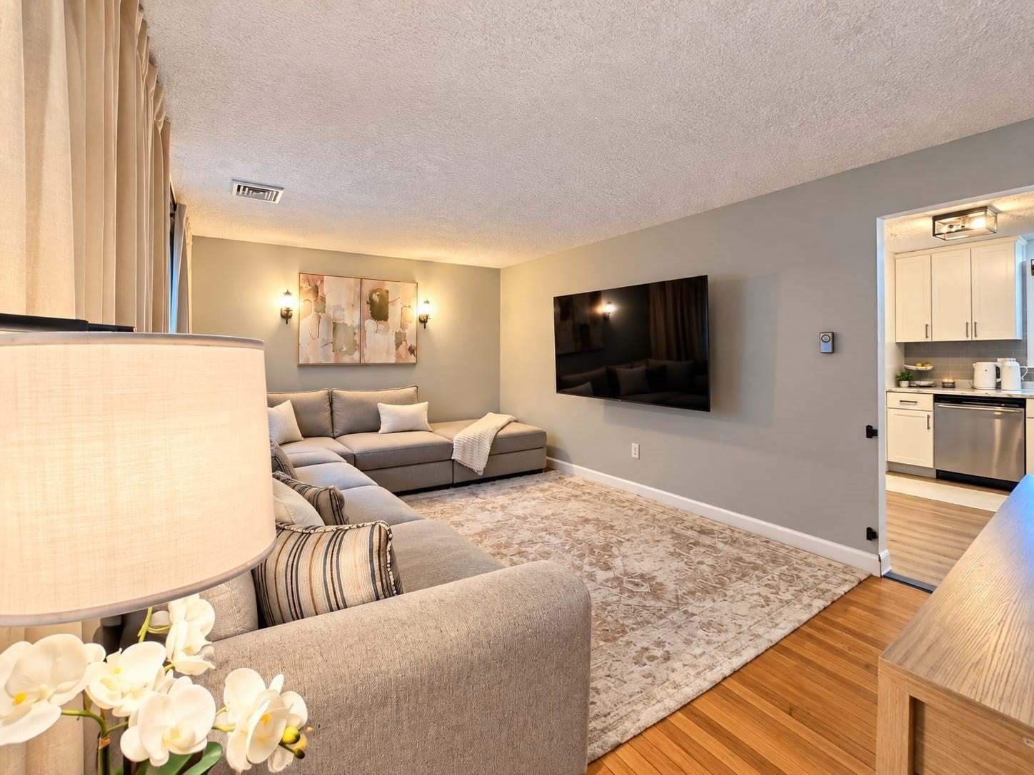 295 South St, Douglas, MA Photo #12