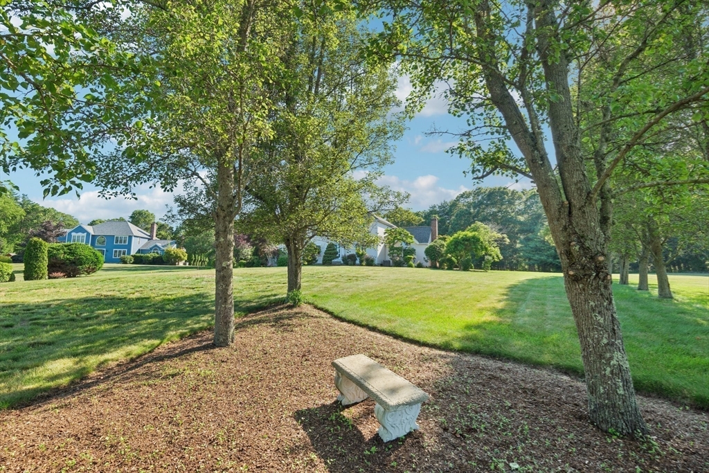 37 Nachaomet Rd