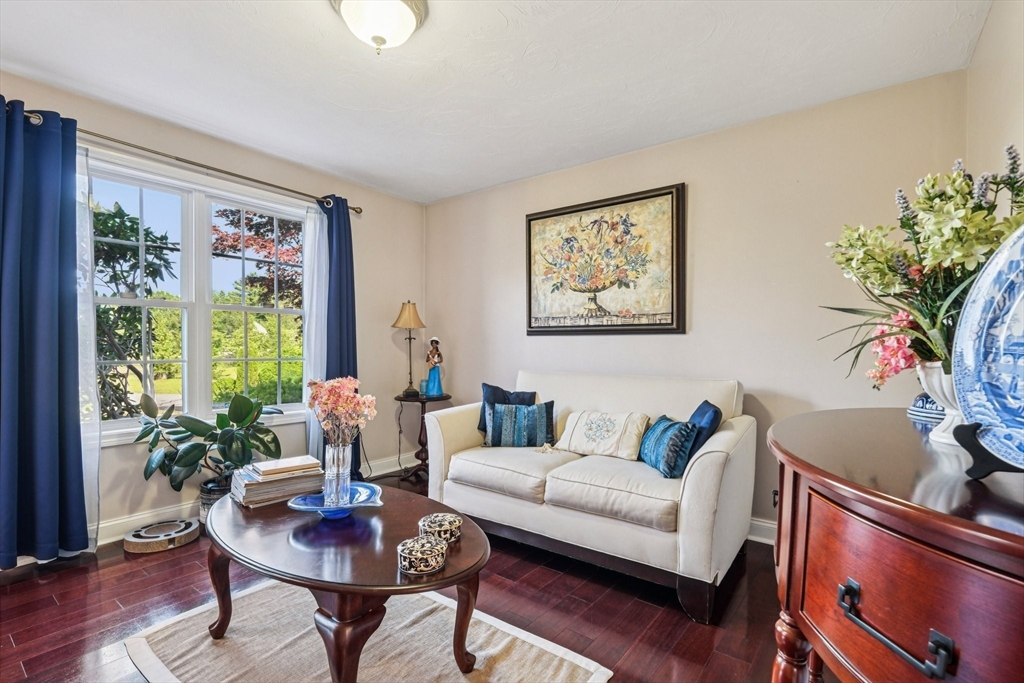 37 Nachaomet Rd