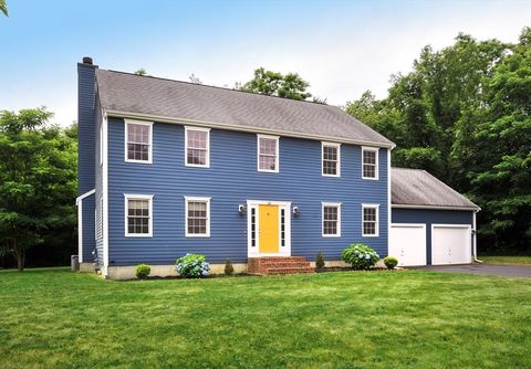 138 Pine Tree Lane Raynham MA 02767