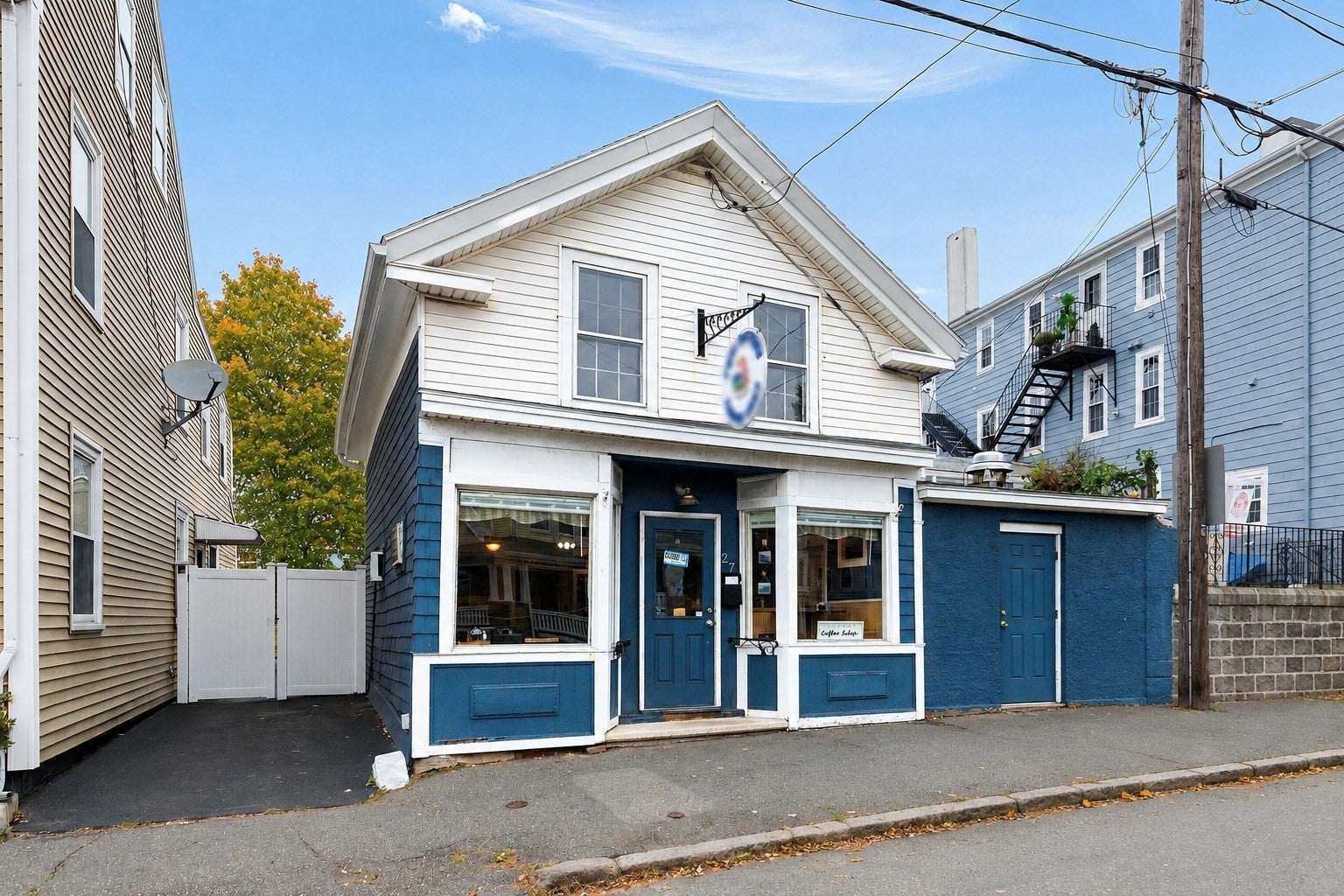 27 Washington St