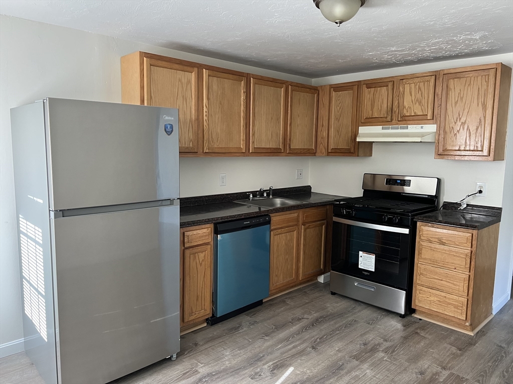 342 Hathaway Blvd 18