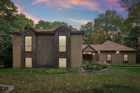 3 Wampanoag Rd Sharon MA 02067